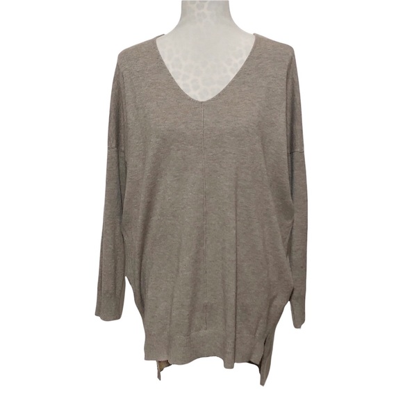 Dreamers by Debut Tunic Sweater - Picture 2 of 13